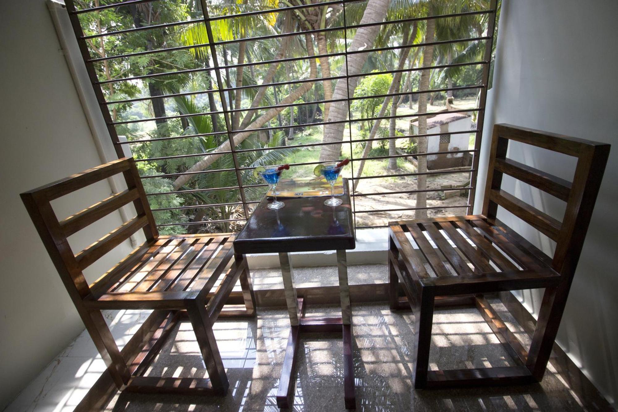 Serenity Sands Beach Resort Pondicherry Exterior photo