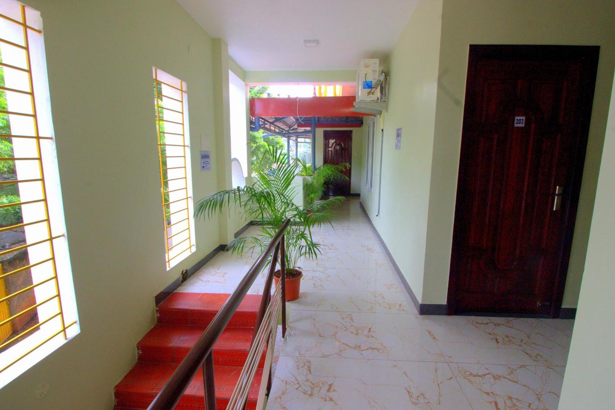 Serenity Sands Beach Resort Pondicherry Exterior photo