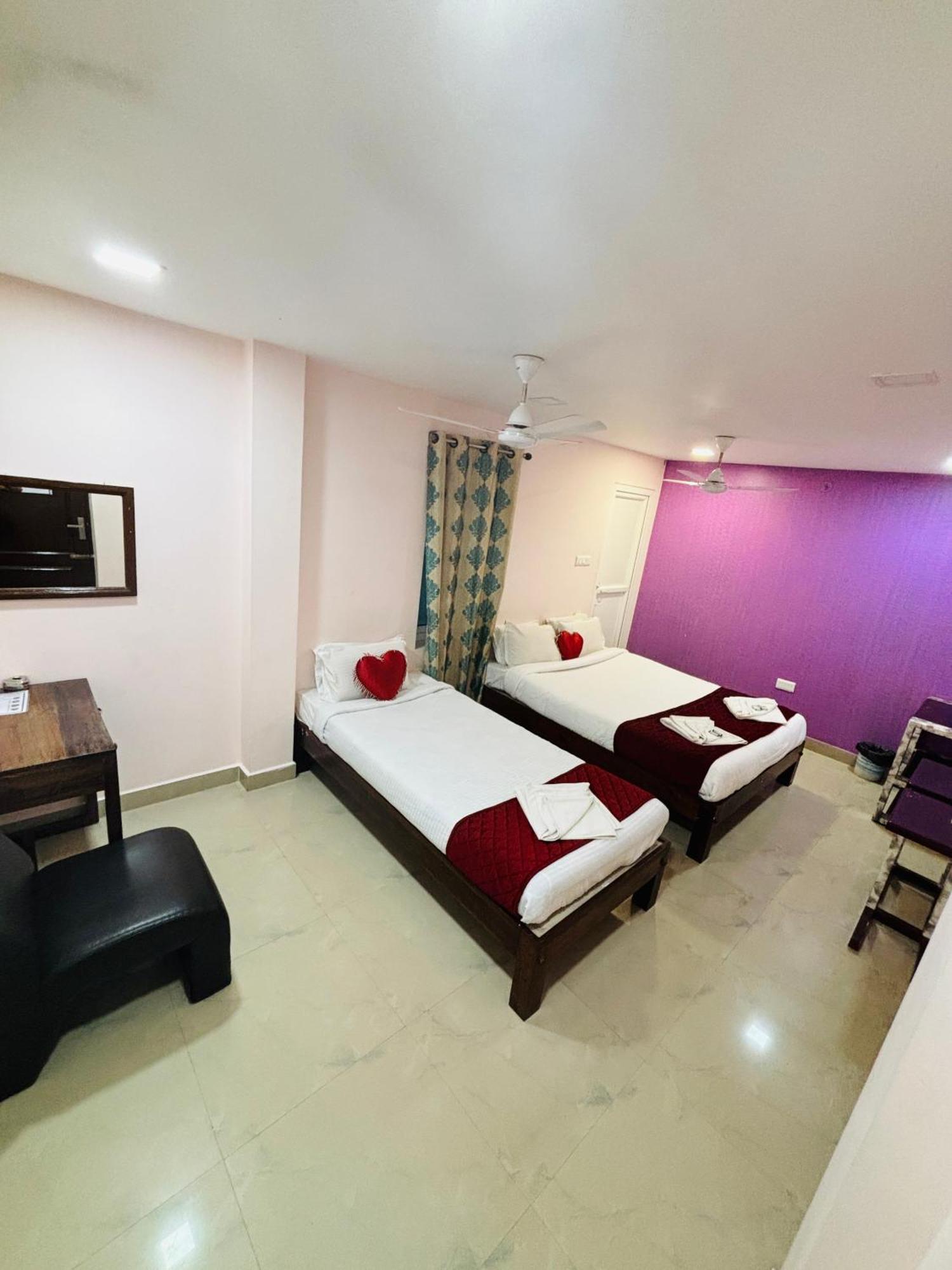 Serenity Sands Beach Resort Pondicherry Exterior photo