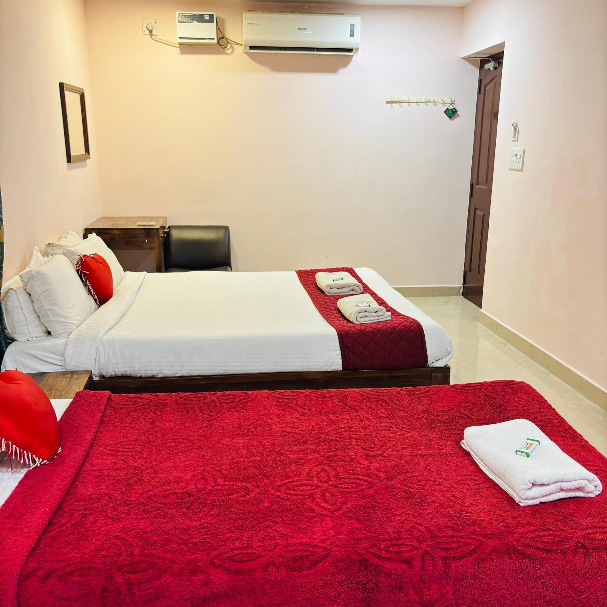 Serenity Sands Beach Resort Pondicherry Exterior photo