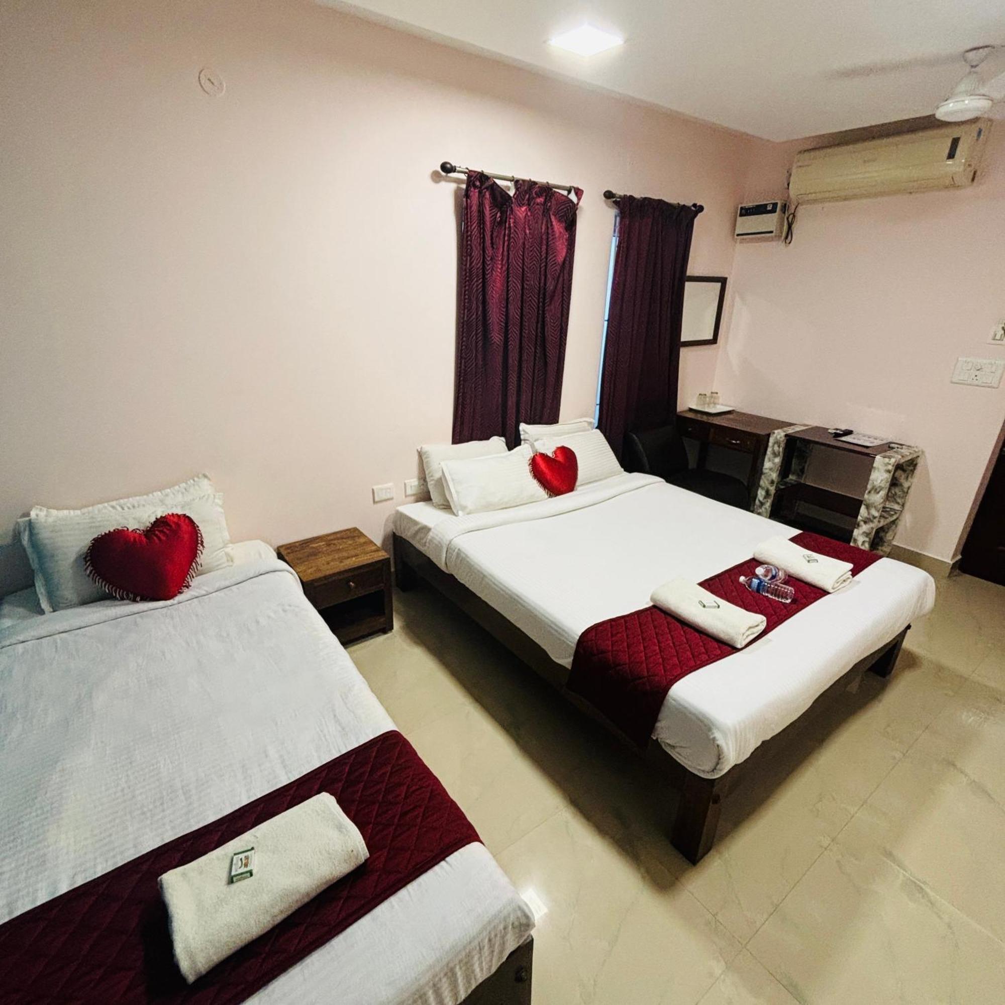 Serenity Sands Beach Resort Pondicherry Exterior photo